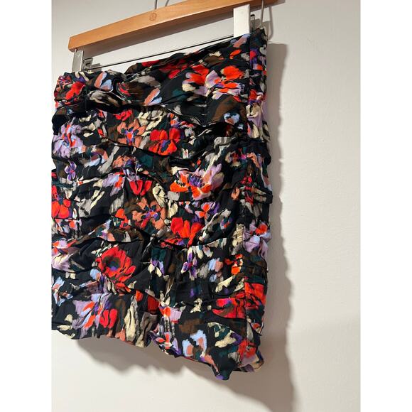 Zara High Waisted Mini Skirt Black & Red Floral Print Ruffles Viscose Sz Medium - Picture 6 of 11